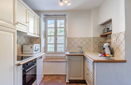 Bonnieux Apartment | Le Chef d'Escadron - Bonnieux - Apartment in the heart of the village