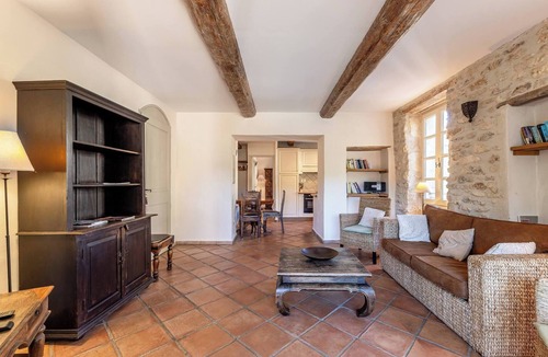 Bonnieux Apartment | Le Chef d'Escadron - Bonnieux - Apartment in the heart of the village
