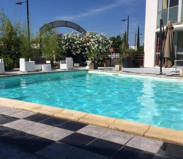 Saint-Andre-de-Sangonis Hotel | Le Clos de Sangonis
