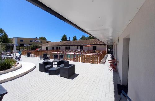 Velaux Hotel | Le Clos la Verdière