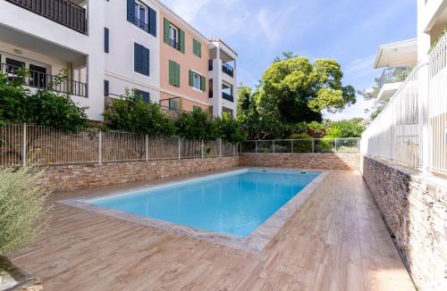 Roquefort-les-Pins Apartment | Le Cocon Calistea: Studio climatisé avec Piscine
