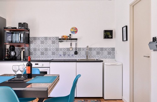 Ceyreste Apartment | Le Cocoon Apartment with Terrace in Detached House