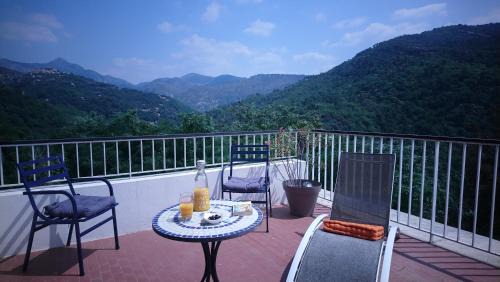Coaraze Bed & Breakfast | Le Domaine de la Feuilleraie