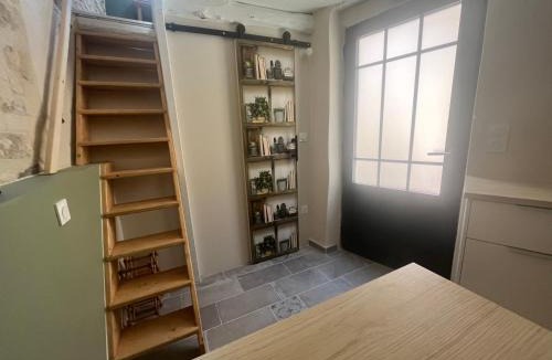 Mont Duplan Apartment | Le Duplex studio centre de Nîmes avec Clim