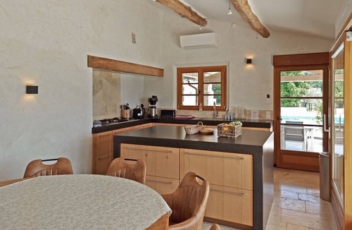 Lorgues Villa | Le Jardin des Enfants, air-conditioned, perfect for kids and pets, Lorgues