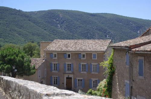 Bonnieux Apartment | Le Lieutenant Apartment in the heart of Bonnieux