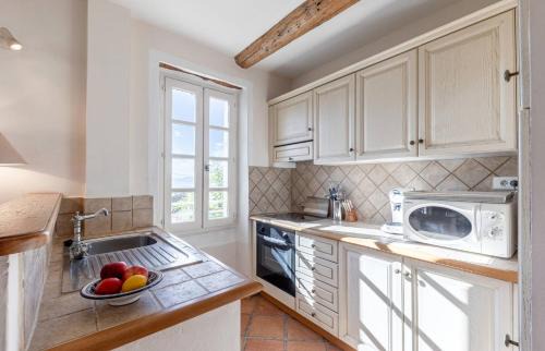 Bonnieux Apartment | Le Lieutenant Apartment in the heart of Bonnieux
