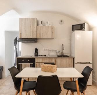 Sainte-Anastasie Apartment | Le Loft
