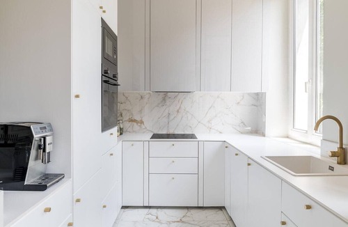 1st Arrondissement Apartment | Le Longchamp - Appartement design & climatisé