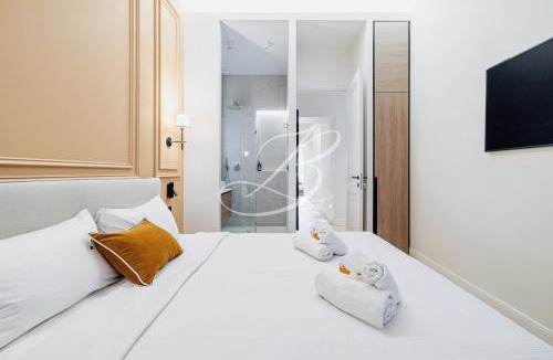 Carnot Apartment | Le Mané - Haussmannien Centre Cannes accommodation