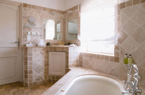Orgon Hotel | LE MAS DE LA ROSE