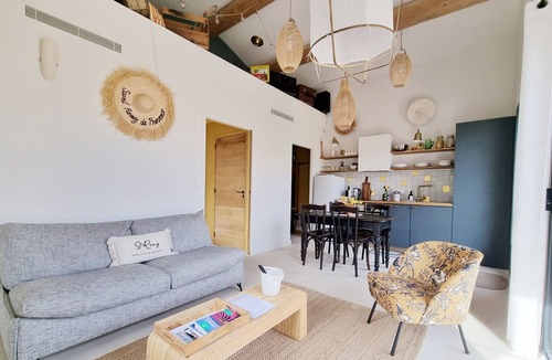 St.-Remy-de-Provence Cottage | Le Mas Bohème - cottage