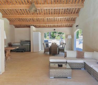 Valbonne Villa | Le Mas Provençal Valbonne