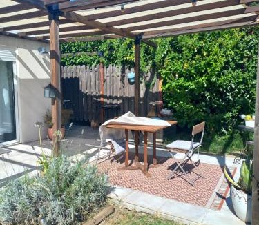 Aramon House | Le mazet de l'Amathye