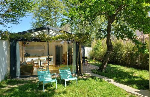 Avignon Villa | Le mazet des amants, cabane en bois avec jacuzzi privatif