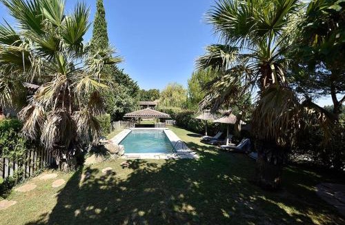 Arles Villa | Le Mazet des Oliviers