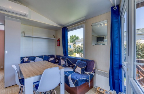 Marseillan House | Le NavyKo – Sea & Lake View, AC, Wi-Fi – Pets Stay Free