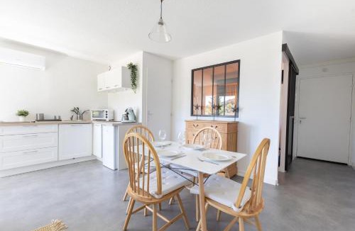 Les Baux-de-Provence Apartment | Le Nid des Alpilles - 3 to 4 beds - Air Conditioning - WiFi