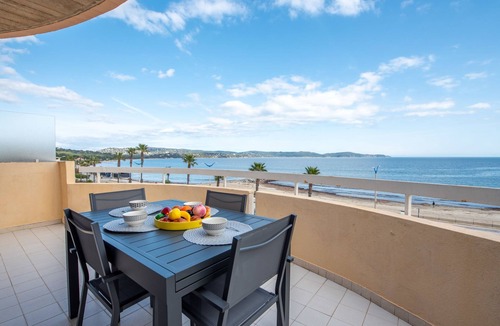 Cavaliere Apartment | Le Palazzo del Mar by Interhome