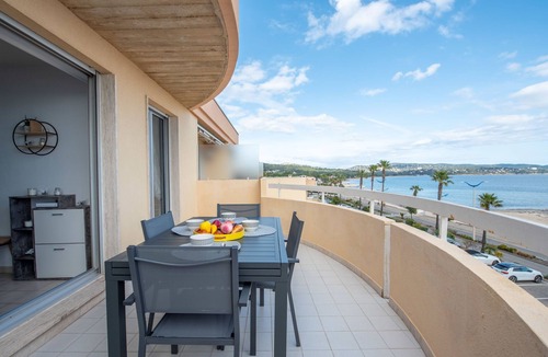 Cavaliere Apartment | Le Palazzo del Mar by Interhome