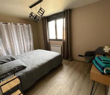 Chateauroux-les-Alpes Apartment | Le panoramique