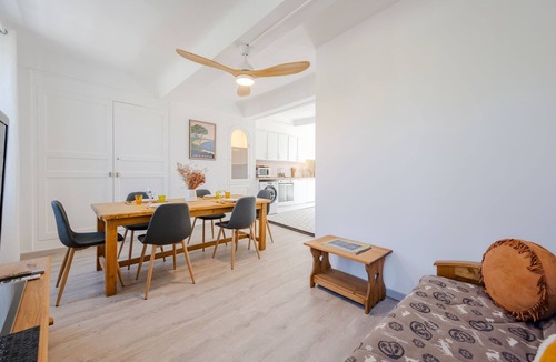 Entrecasteaux Apartment | Le Parpaioun - 3min a pied du Château