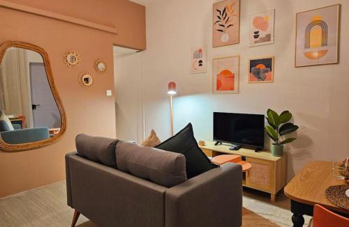 Convention Apartment | Le Pastel YourHostHelper