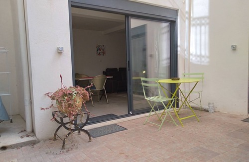 Beziers City Centre Apartment | "Le Patio"-T2 (52m2)-Terrace-Optional garage-Tourist furnished accommodation* (*)