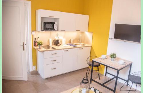 Avignon City Centre Apartment | ★ LE PETIT AVIGNONNAIS ★ BELEZA ★ INTRAMUROS ★ CENTER ★