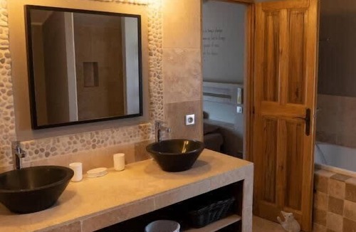 Apt Villa | Le Petit Calavon Summ