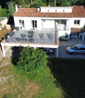 Guerrevieille Apartment | Le Petit Ganesha Vue Mer, Jardin et Terrasse