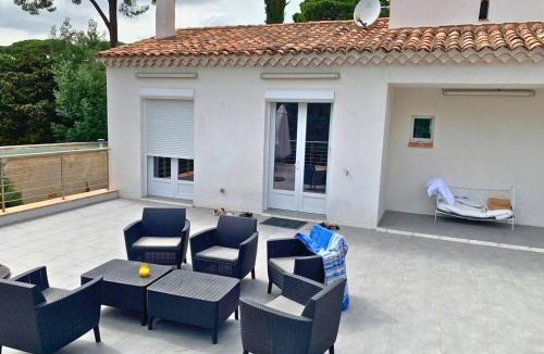 Guerrevieille Apartment | Le Petit Ganesha Vue Mer, Jardin et Terrasse