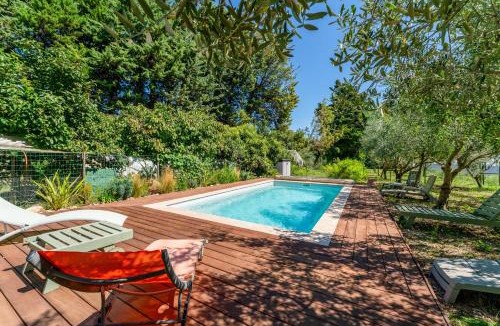 Eygalieres Apartment | Le Petit Mas des Pins