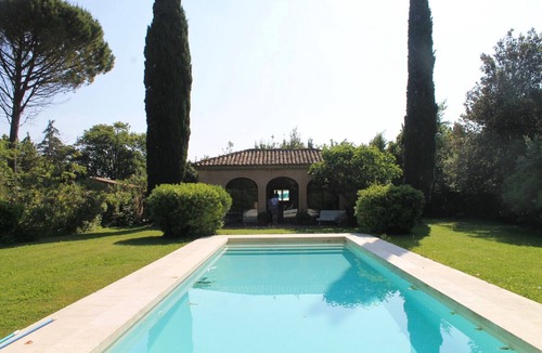 Chateaurenard Apartment | Le petit oiseau - For a romantic holiday in the Provence!