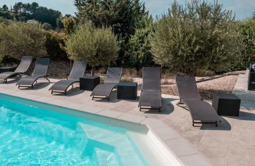 Apt Apartment | Le Petit Rossignol
