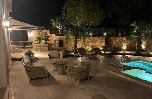 Flayosc House | Le Pot De Terre