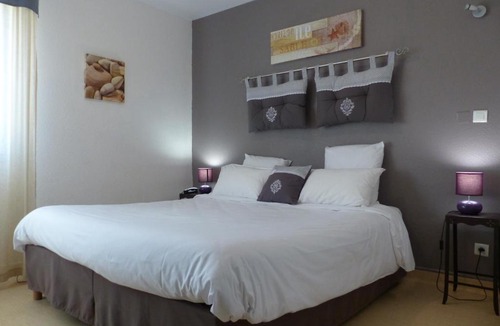 Bellegarde Hotel | Le President-Gare Nimes Pont Du Gard