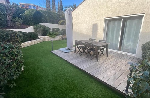 Ecusson Apartment | Le repère des golfeurs - Piscine & Clim