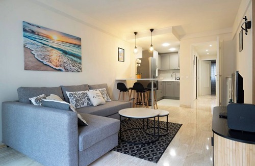 Carnot Apartment | Le Roxane joli cocon avec petit terrasse