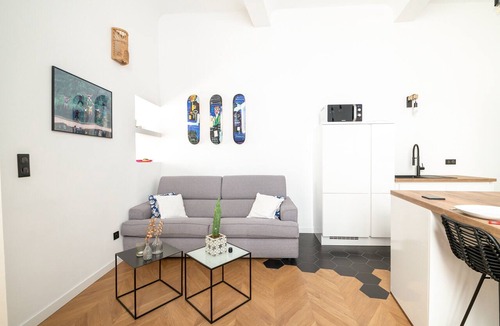 Historic Centre Apartment | Le Saint Firmin - Two Bedroom Apartment, Sleeps 4