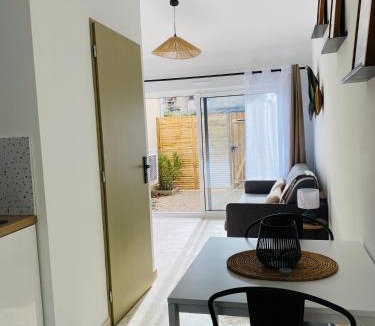 Noves Apartment | Le studio de Marie