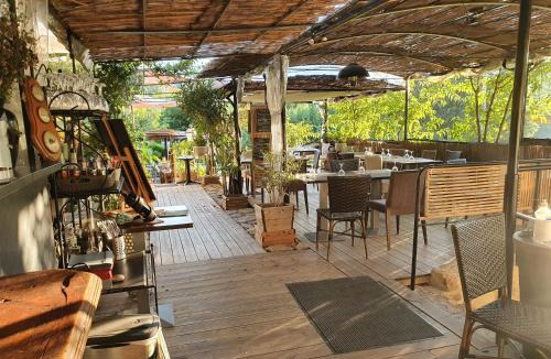 Entrecasteaux Bed & Breakfast | Le Tempo