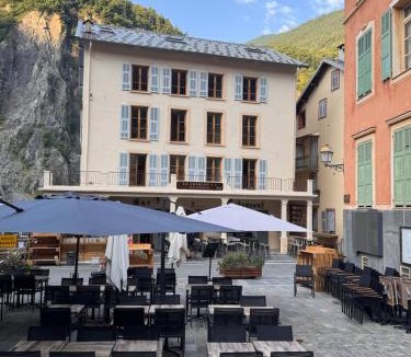 Isola Hotel | Le Touring