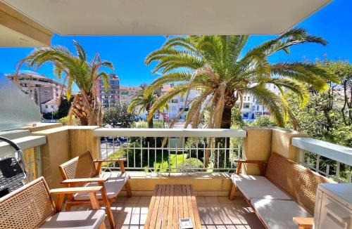 California - Pezou Apartment | LE TRAVOLTA avec merveilleuse terrasse, chic et lumineux à deux pas du centre-ville