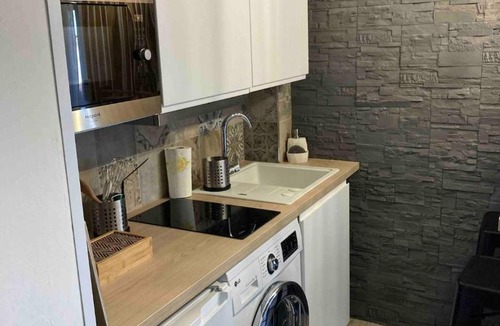 Carry-le-Rouet Apartment | Les Alizes Apartment Beachfront