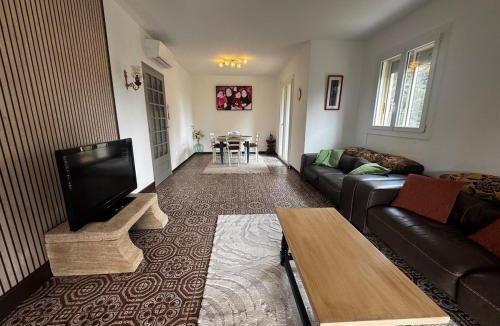 Eygalieres Apartment | Les Alpilles, Eygalières