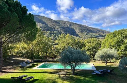 Bonnieux Villa | Les Amandiers