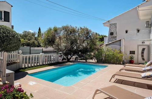 Boulouris-sur-Mer Bed & Breakfast | Les Arbousiers