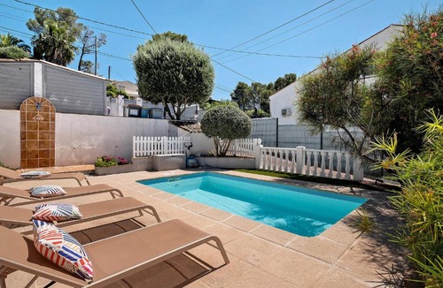 Boulouris-sur-Mer Bed & Breakfast | Les Arbousiers