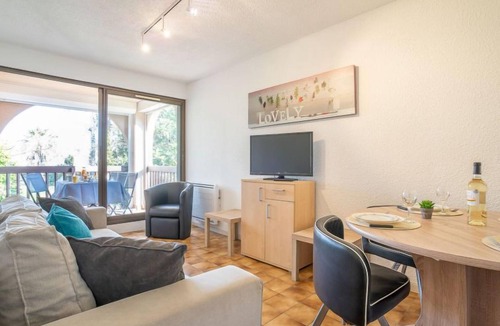Saint-Cyprien Plage Apartment | Les Bastides de Grand Stade by Interhome